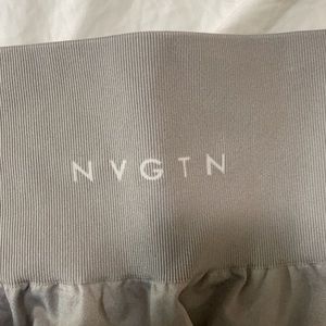 NVGTN SOLID SEAMLESS LEGGINGS IN LIGHT GREY SIZE SMALL